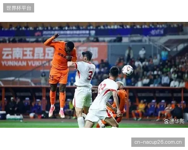 两支升班马球队为激进战术付出代价，缺乏足够个人能力的支撑导致防线频频失守。
